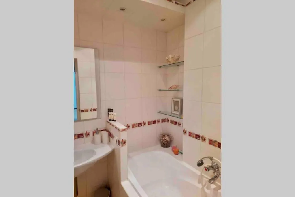 Hidden Gem Garden Apartment Krakow 0*,  Poland